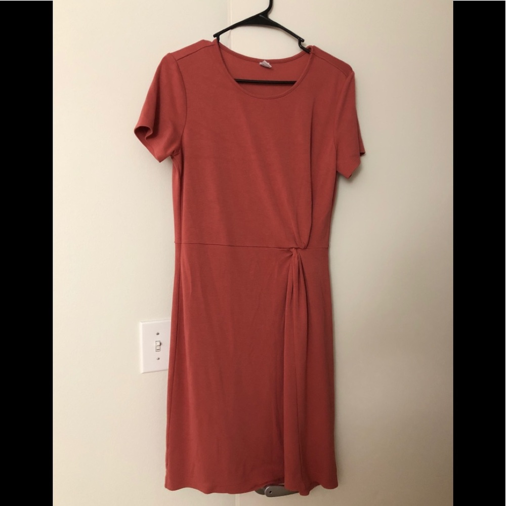 Old Navy knotted dress -size -medium tall burnt orange excellent condition